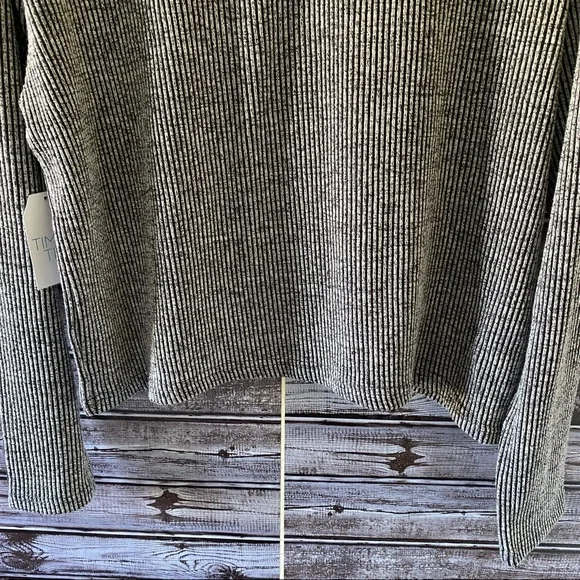 NWT Time and Tru Relaxed Long-Sleeved Top Size M - Picture 7 of 11